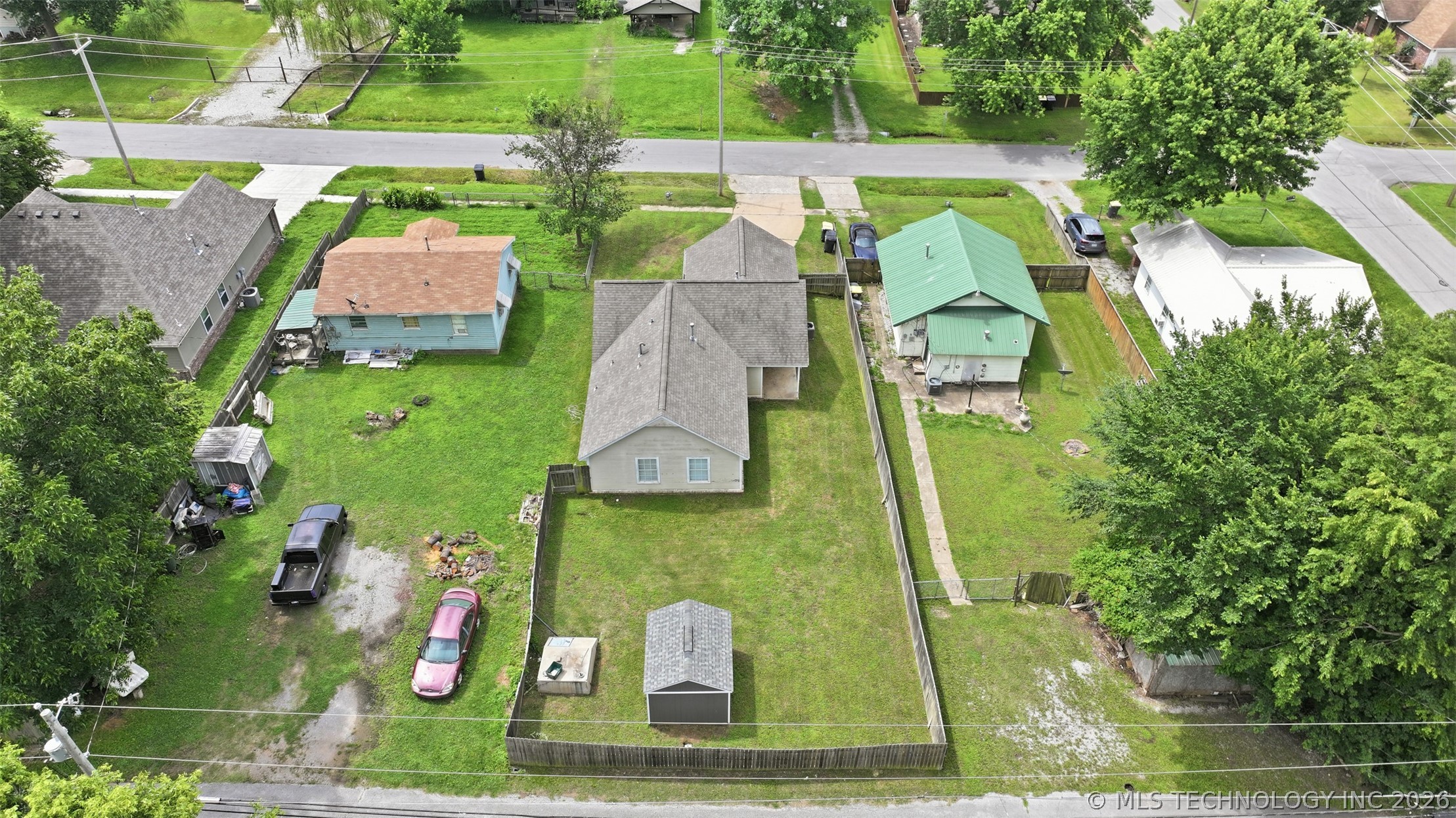 323 W Cypress Street Coweta OK 74429