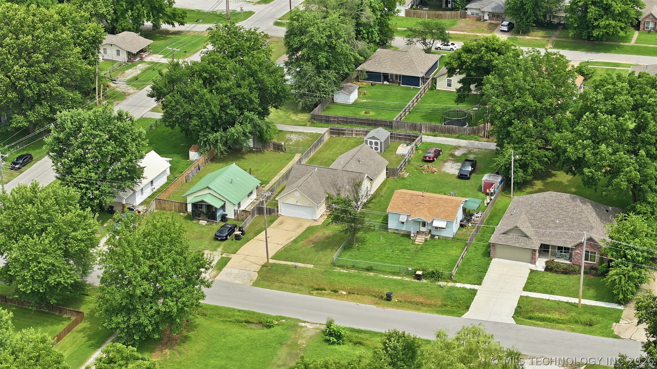 323 W Cypress Street Coweta OK 74429