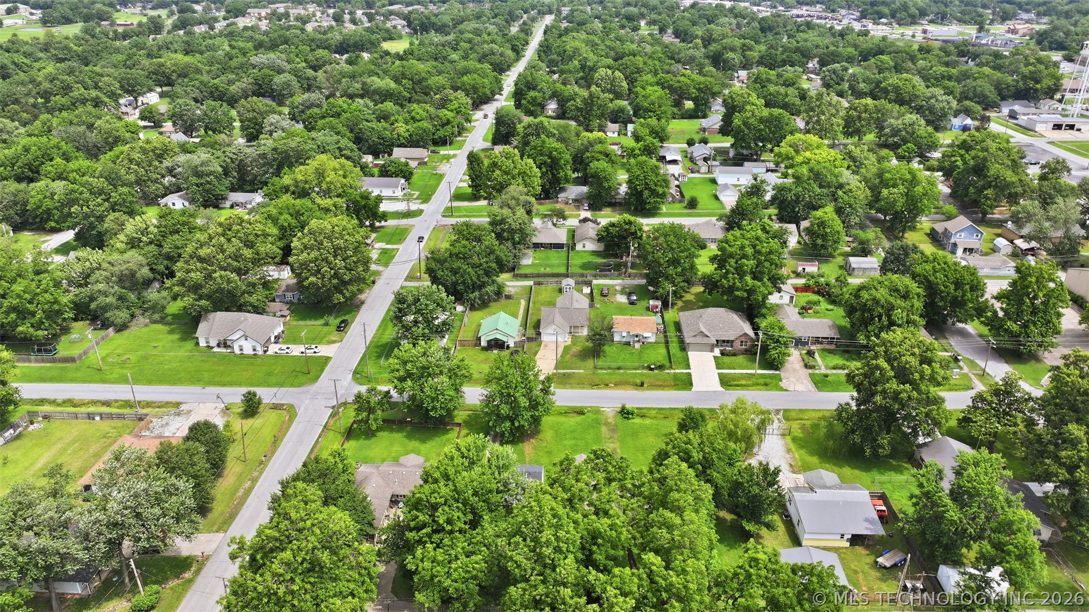 323 W Cypress Street Coweta OK 74429
