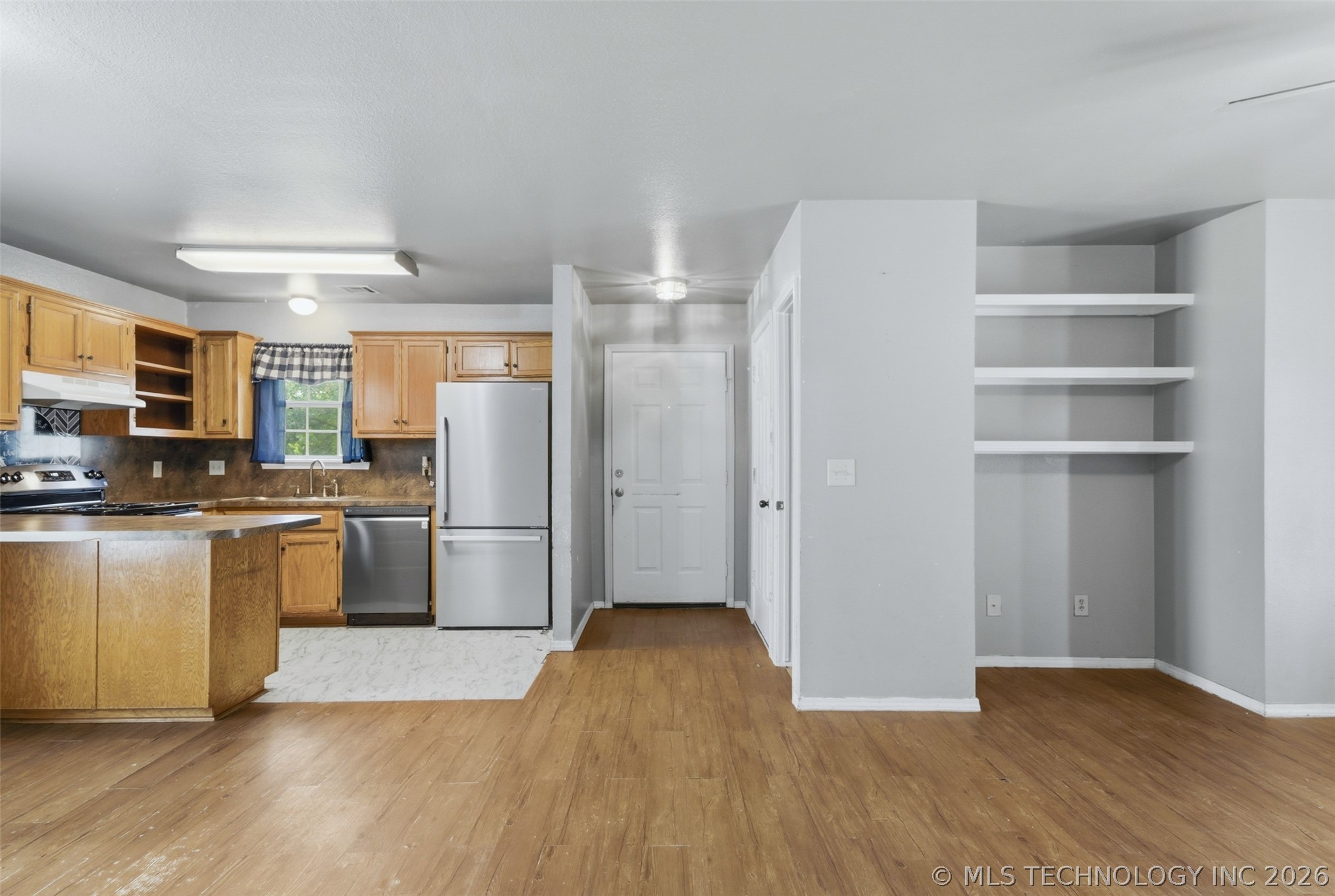 323 W Cypress Street Coweta OK 74429