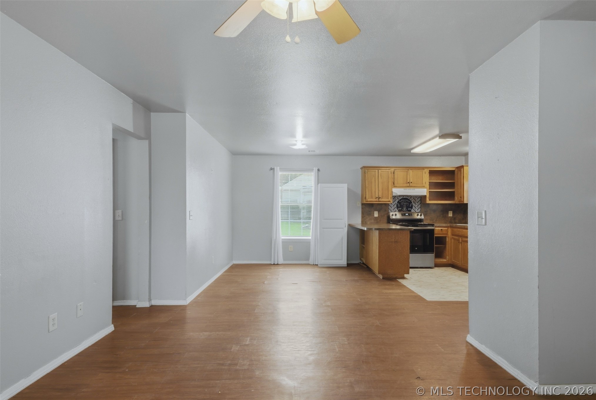 323 W Cypress Street Coweta OK 74429