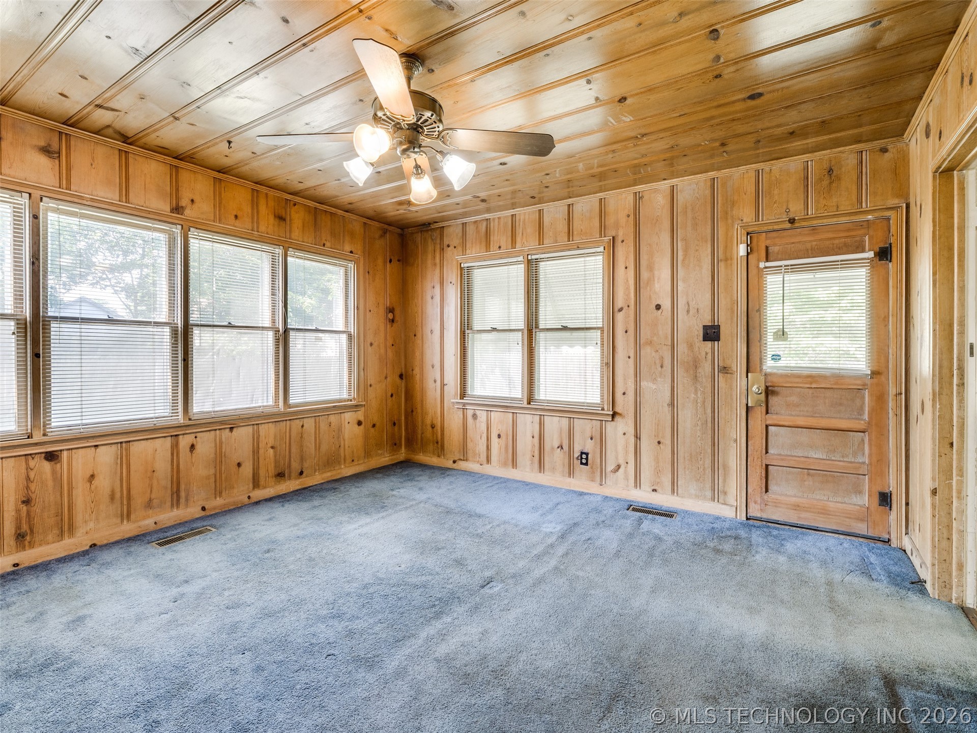 2812 W 37th Place Tulsa OK 74107