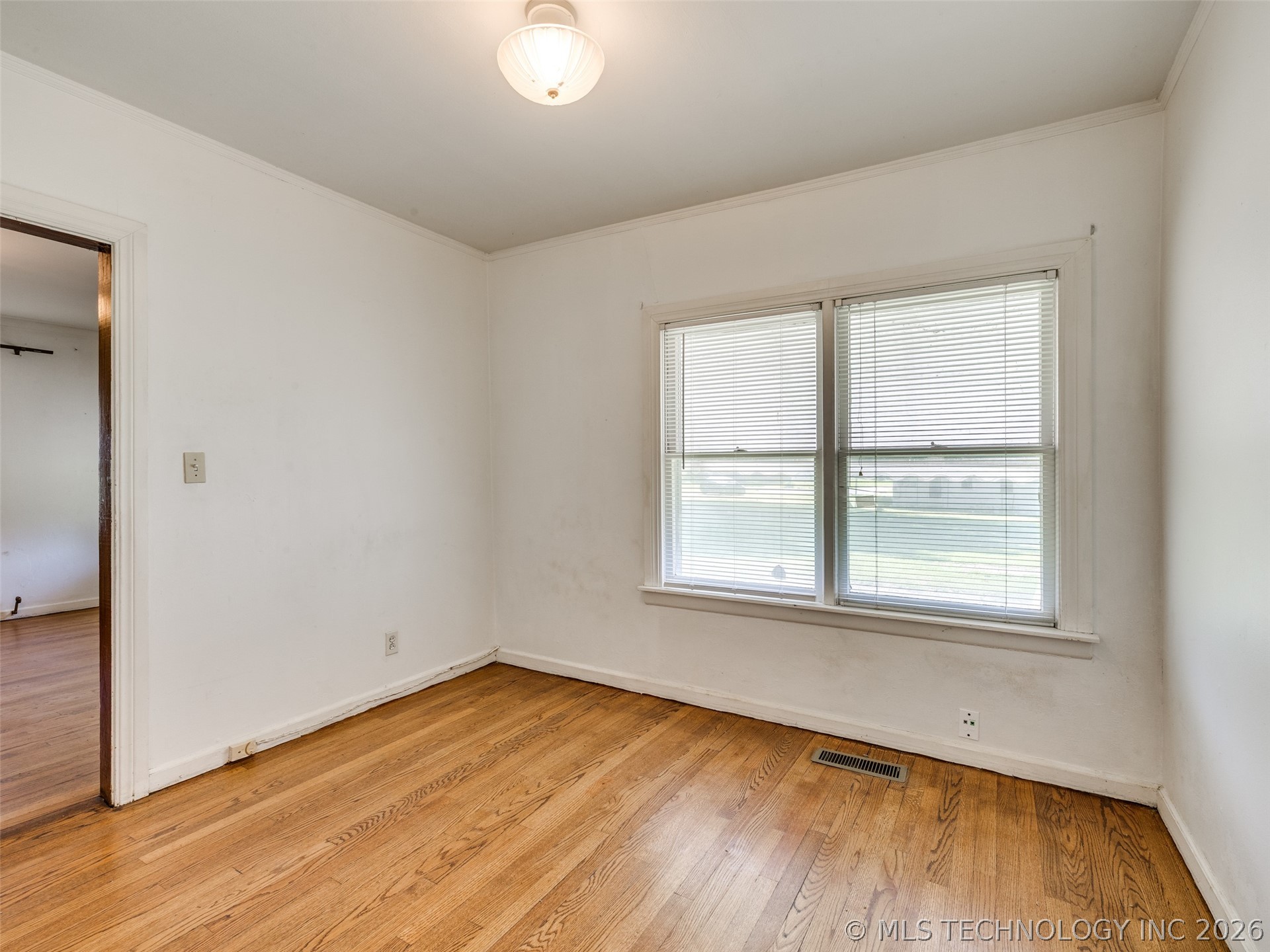 2812 W 37th Place Tulsa OK 74107