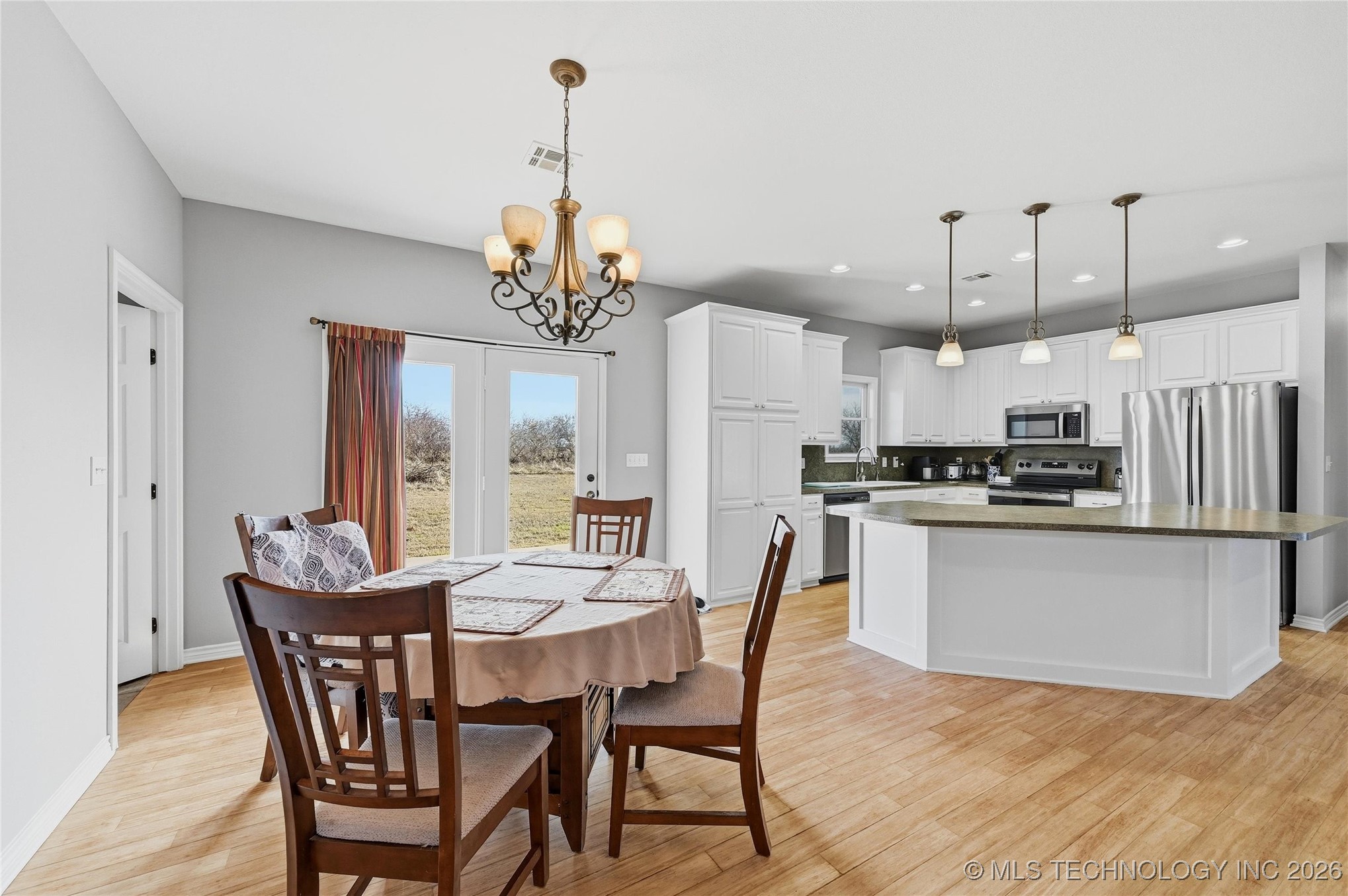 5856 S Highway 377 Kingston OK 73439