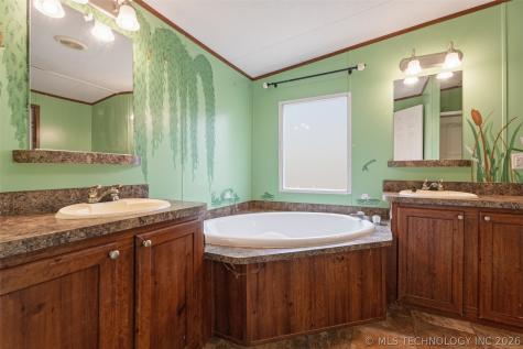 446490 NE 280 Road Vinita OK 74301