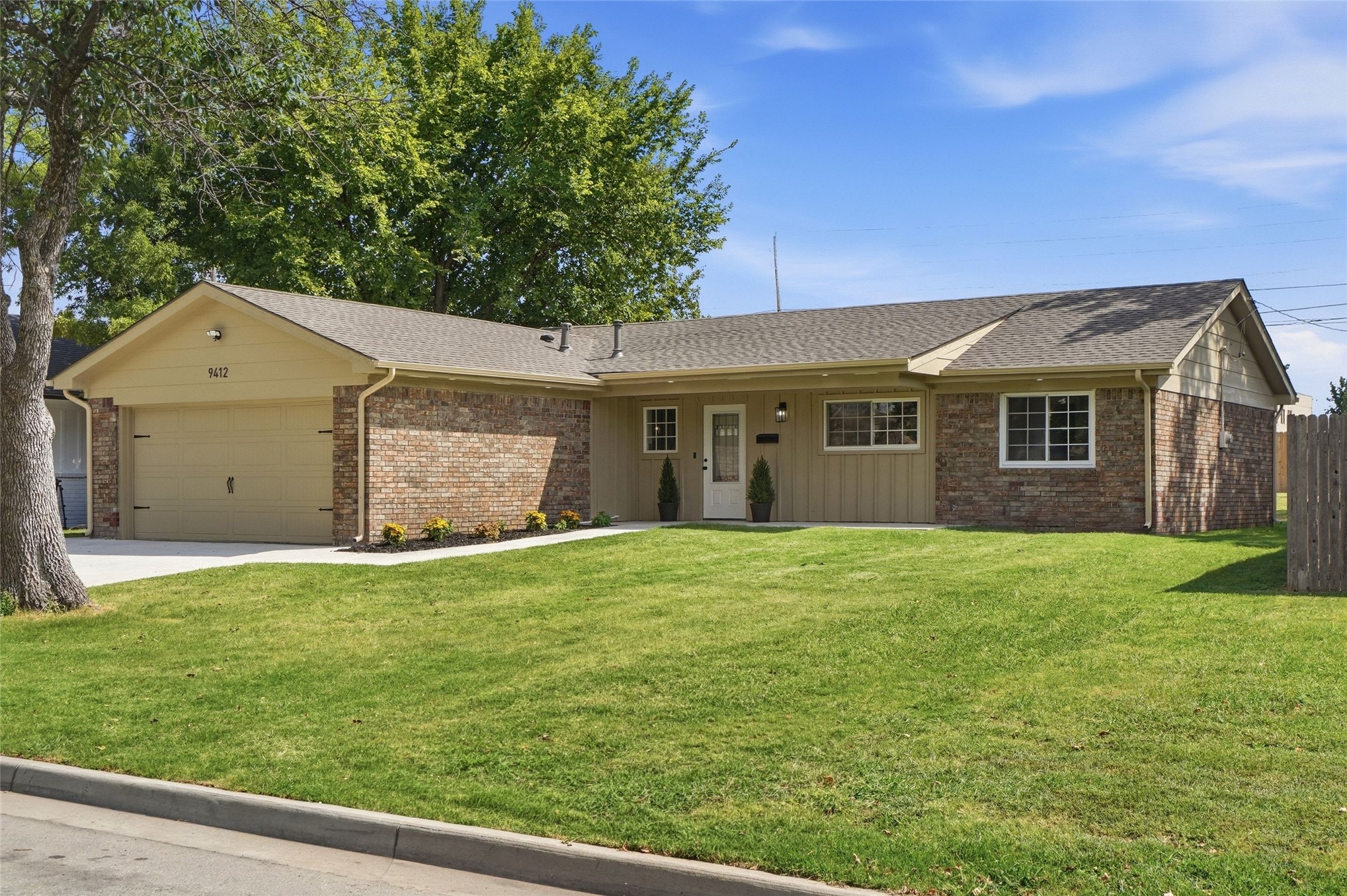 9412 E 40th Place Tulsa OK 74145