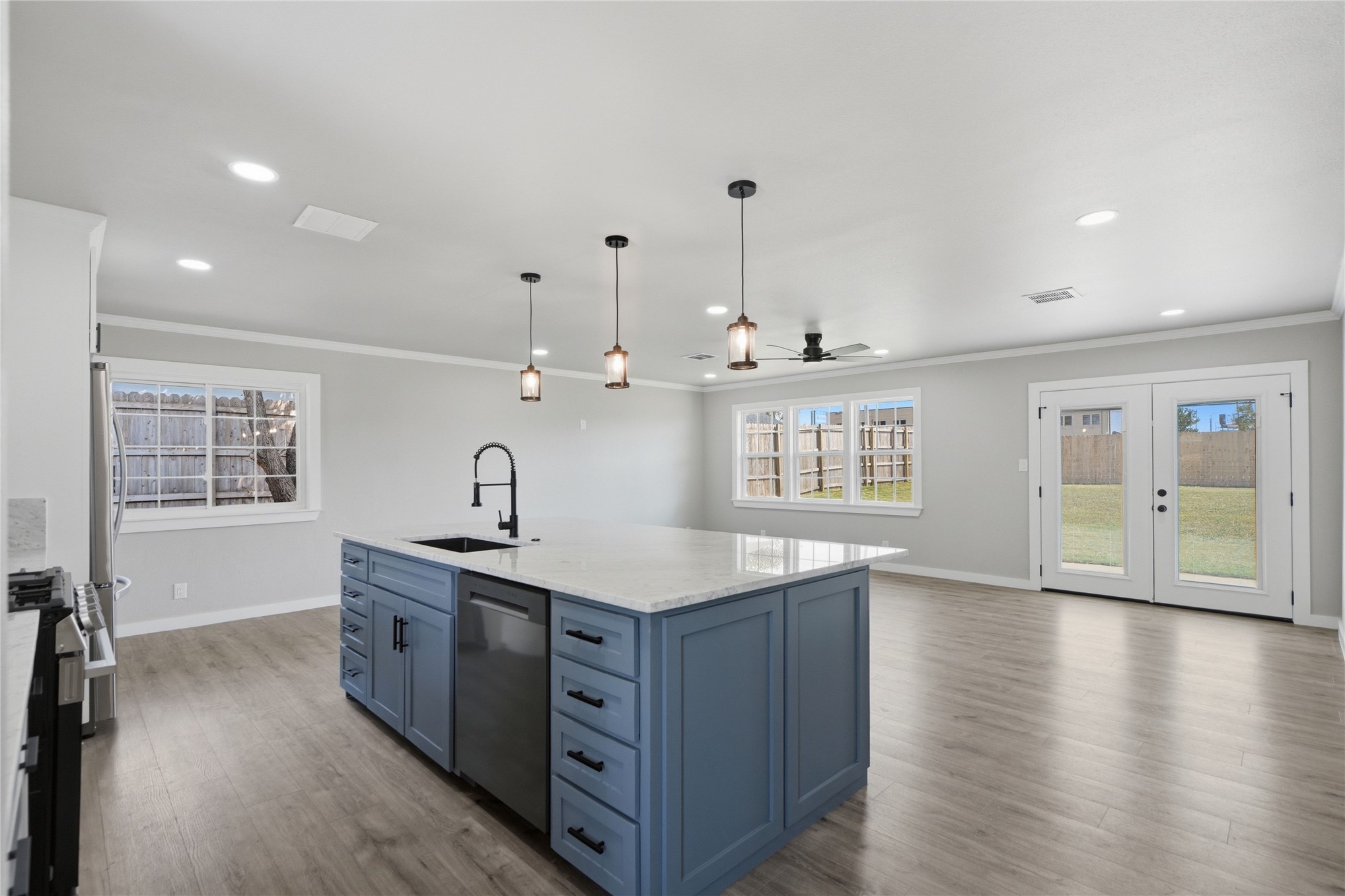 9412 E 40th Place Tulsa OK 74145