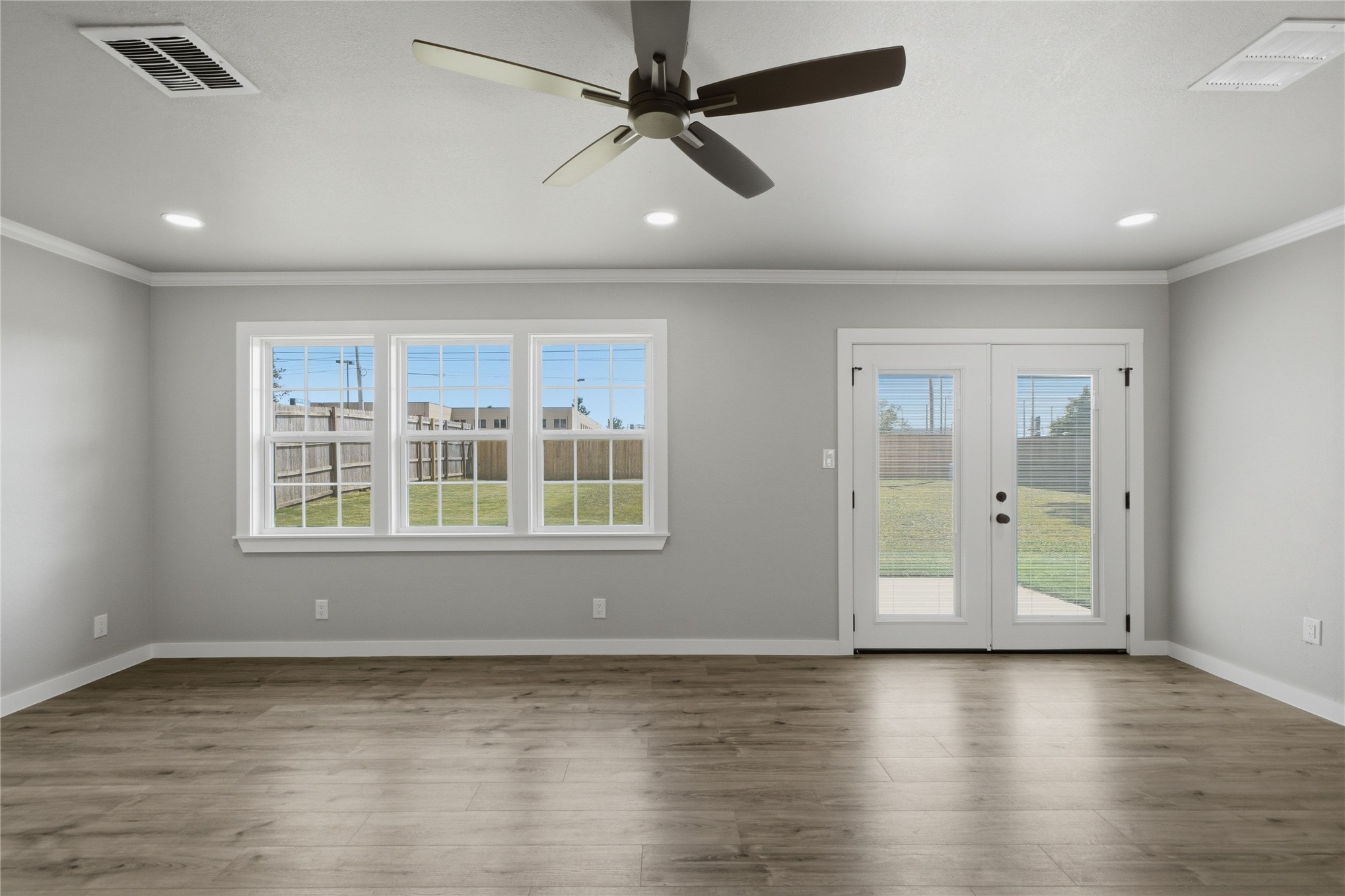 9412 E 40th Place Tulsa OK 74145