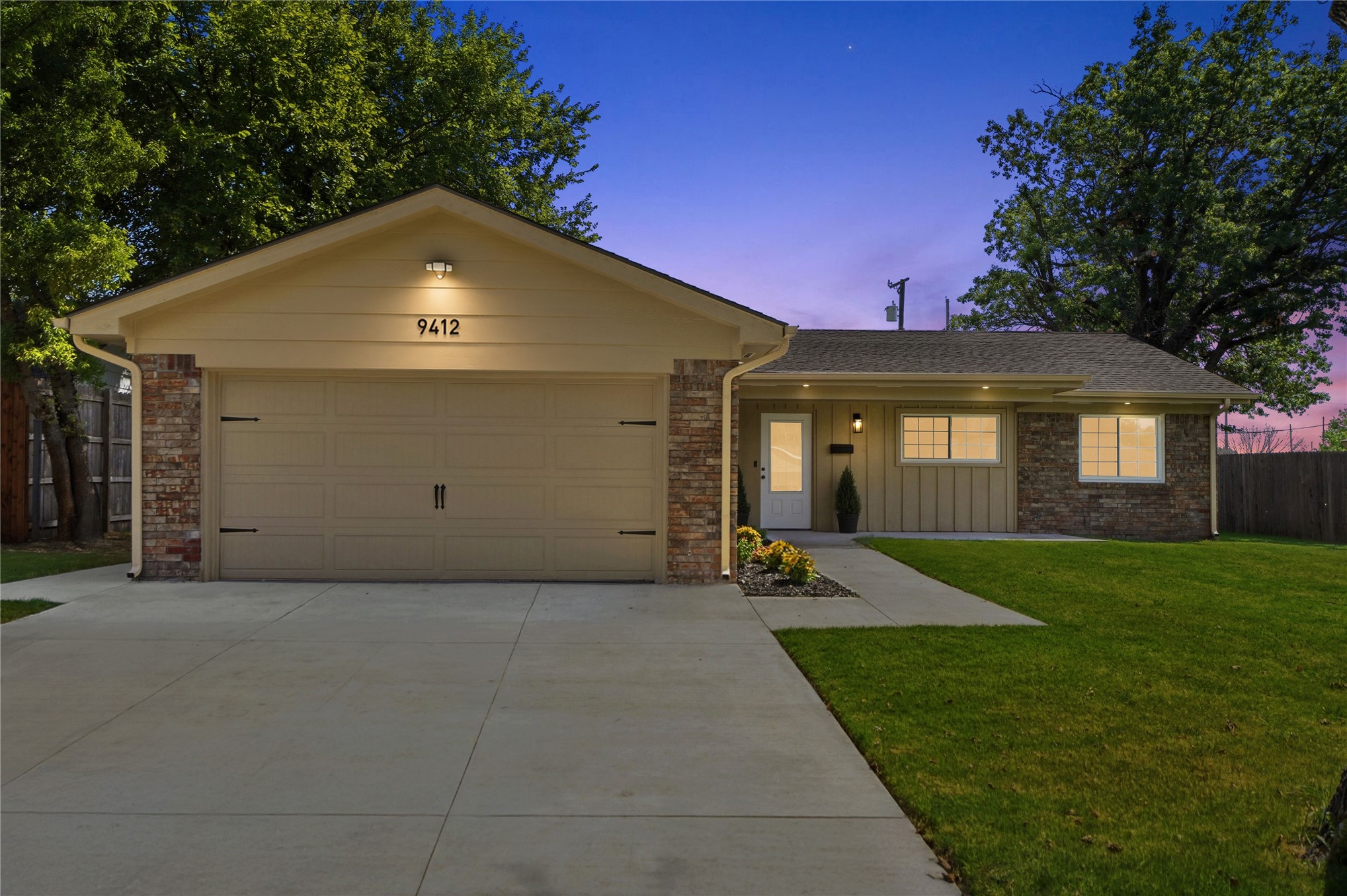 9412 E 40th Place Tulsa OK 74145