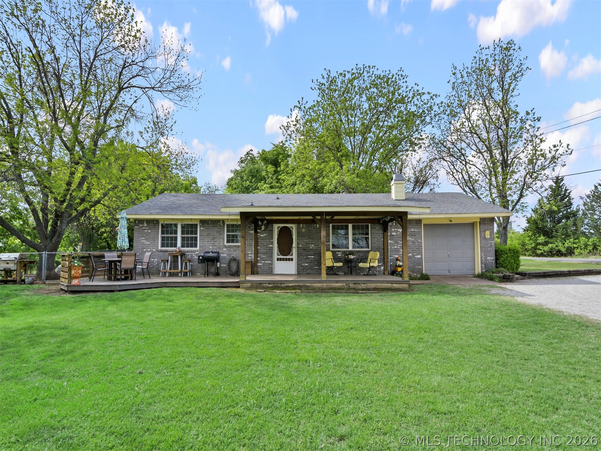 2324 N Plainview Ardmore OK 73401