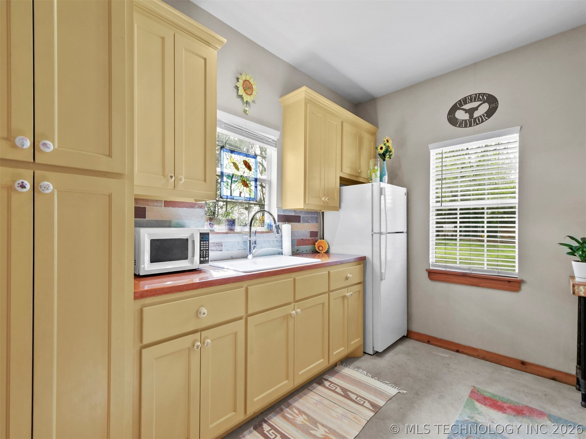 2324 N Plainview Ardmore OK 73401