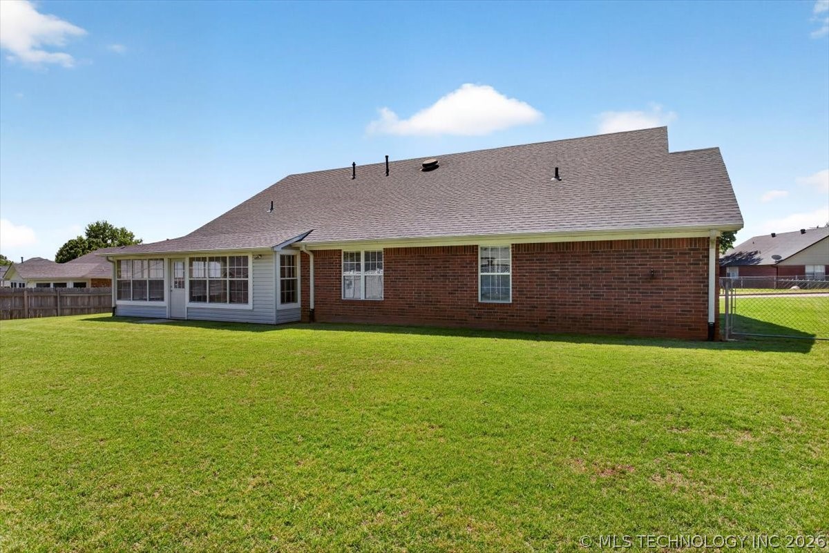 1602 Cottonwood Drive Poteau OK 74953