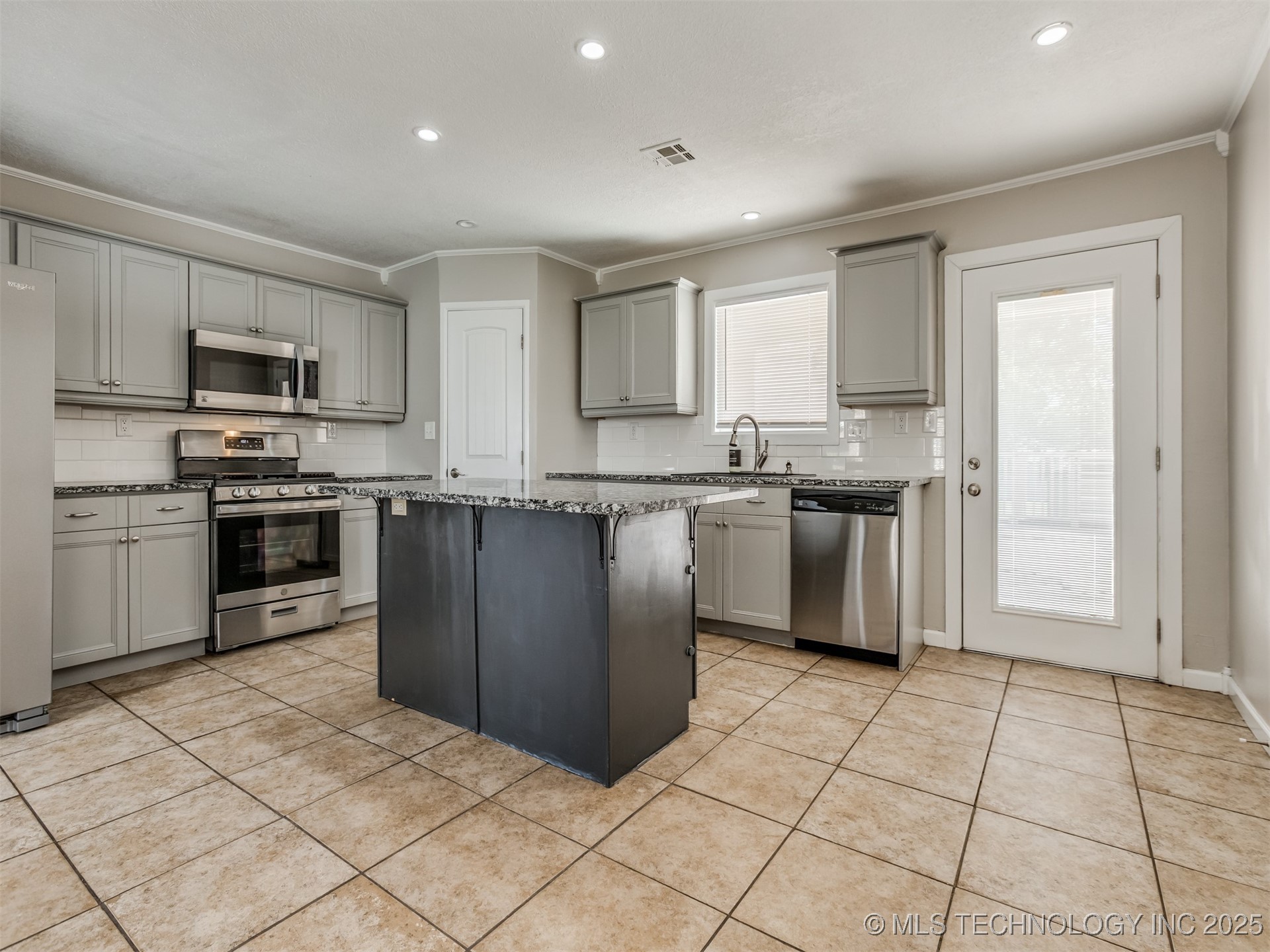 7601 S 241st Avenue Broken Arrow OK 74014