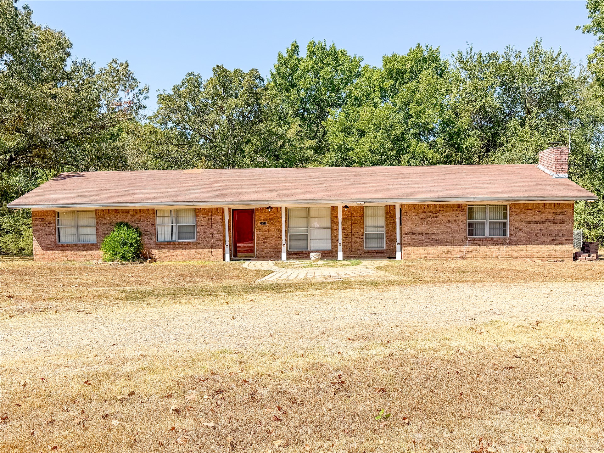 1372 N 4220 Road Hugo OK 74743