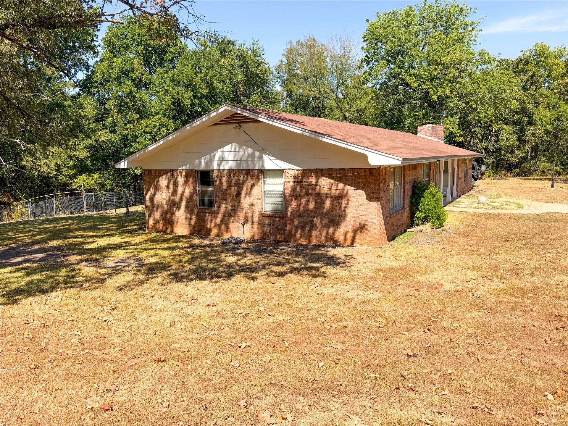 1372 N 4220 Road Hugo OK 74743