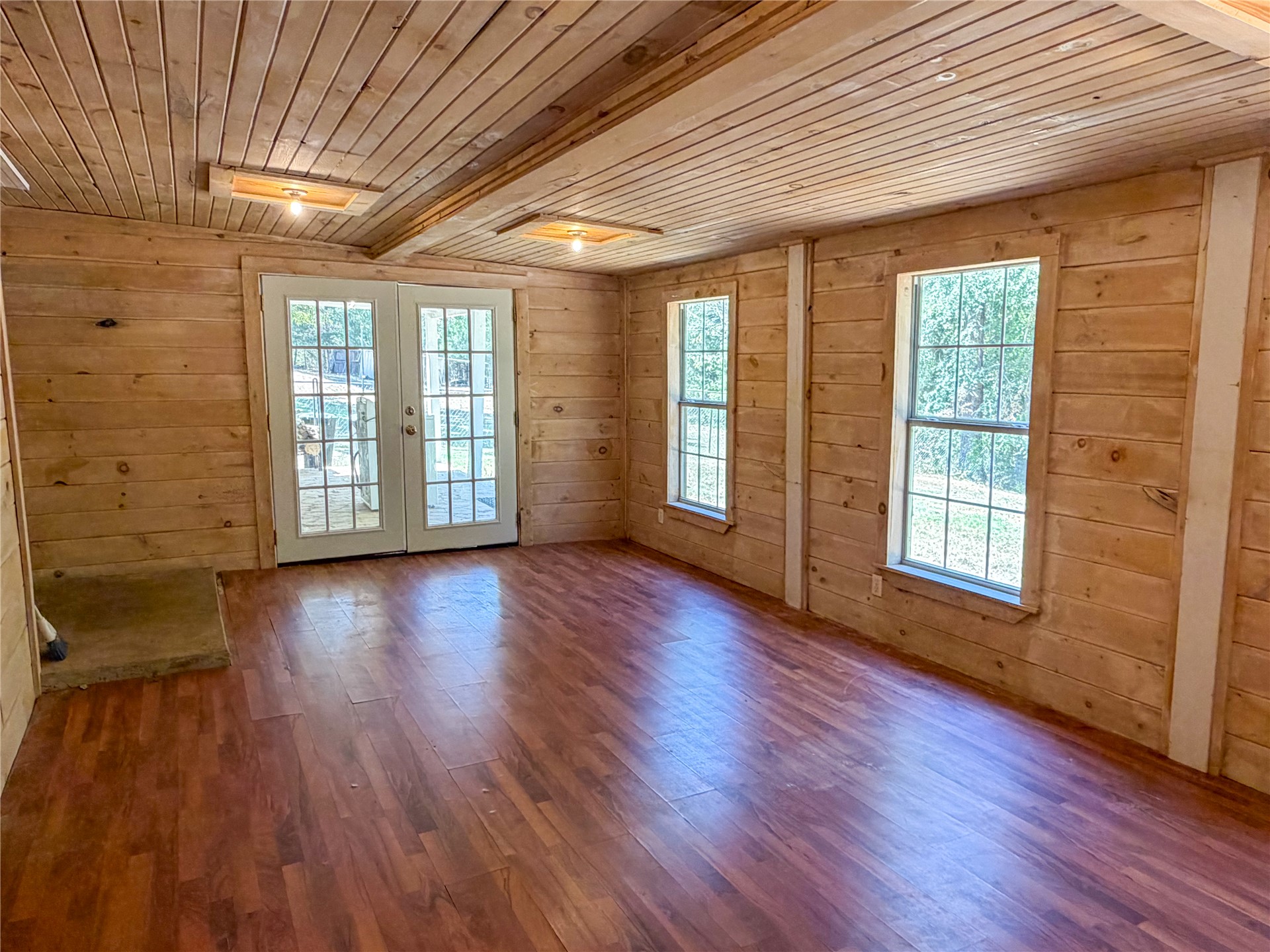 1372 N 4220 Road Hugo OK 74743