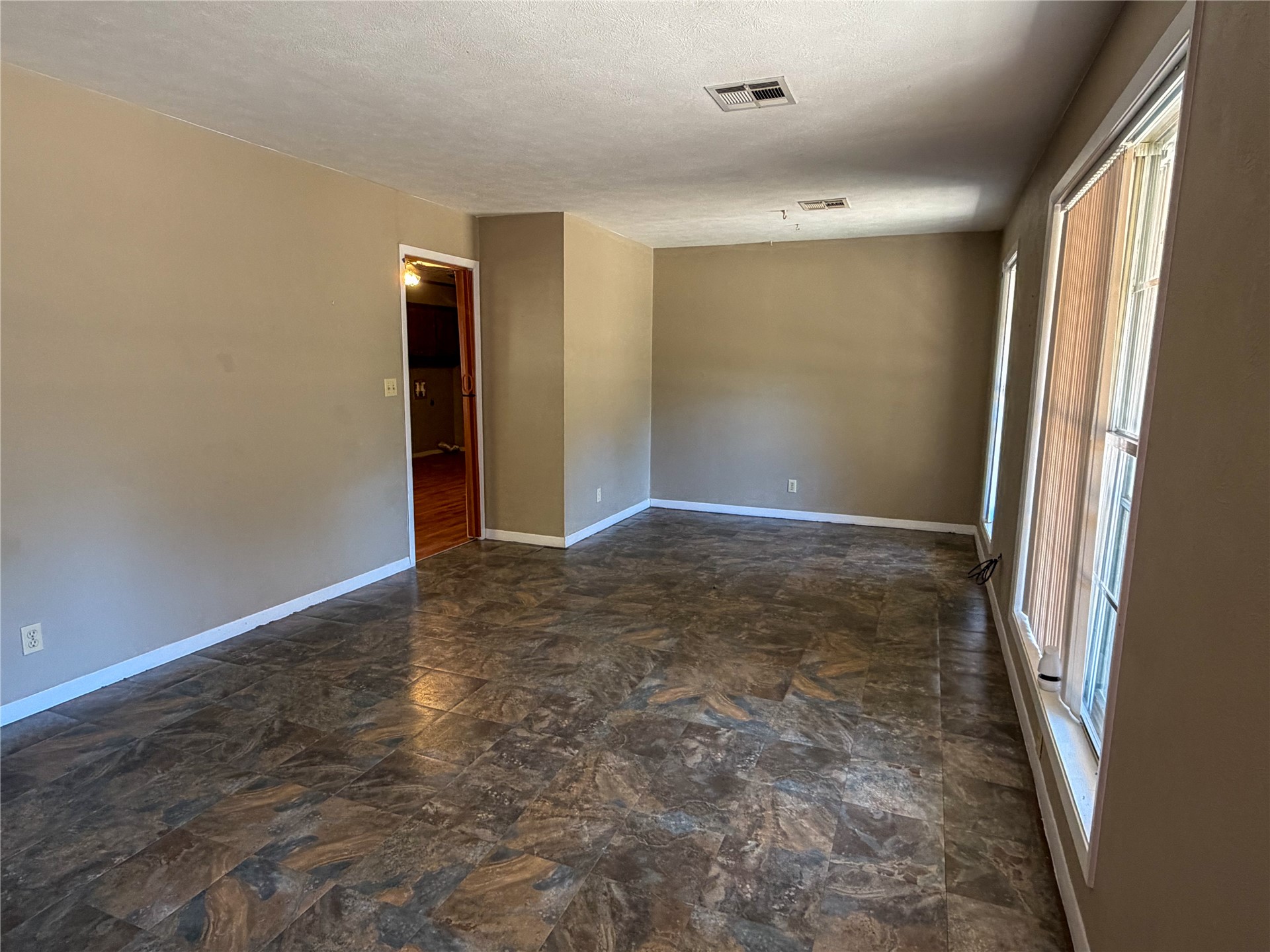 1372 N 4220 Road Hugo OK 74743