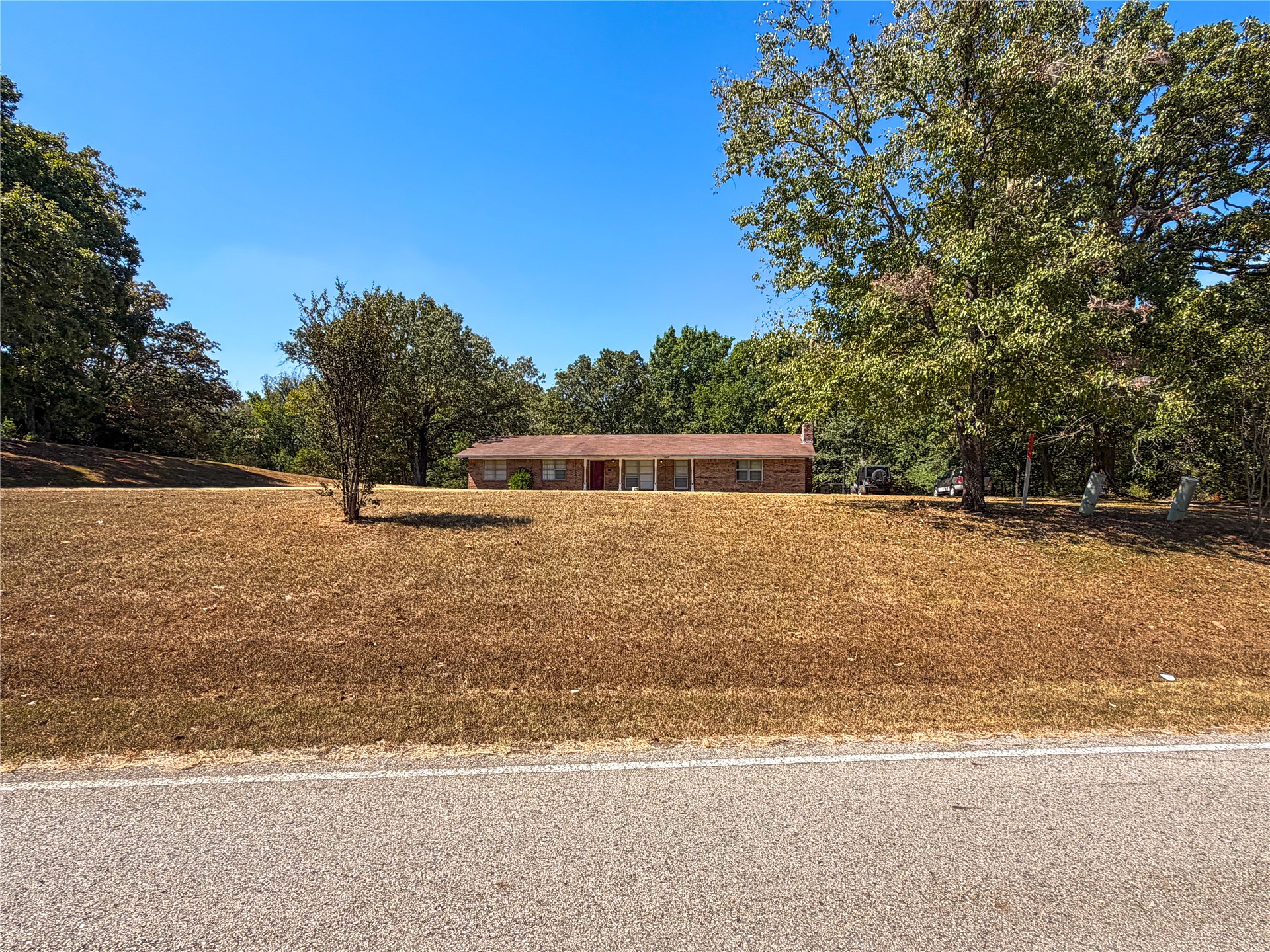 1372 N 4220 Road Hugo OK 74743