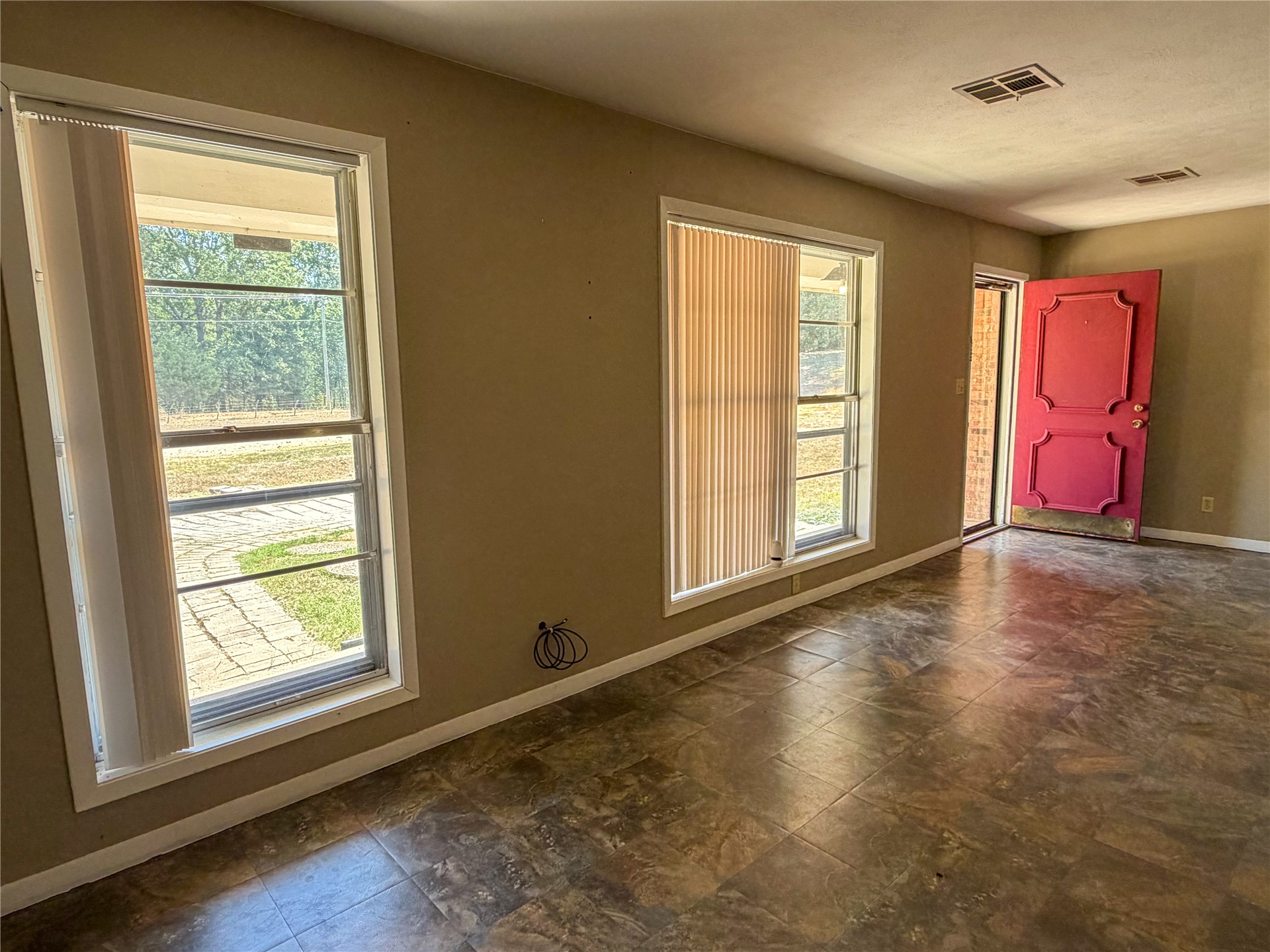 1372 N 4220 Road Hugo OK 74743