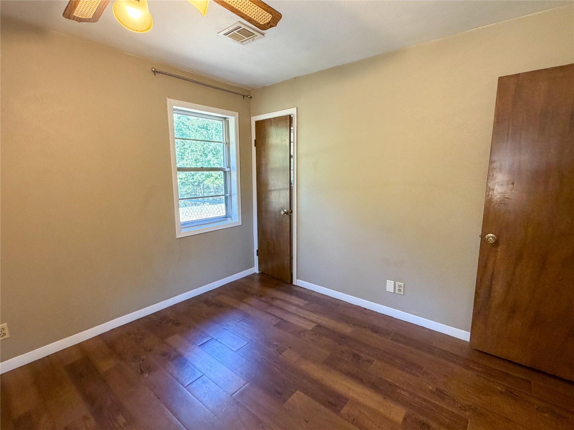 1372 N 4220 Road Hugo OK 74743