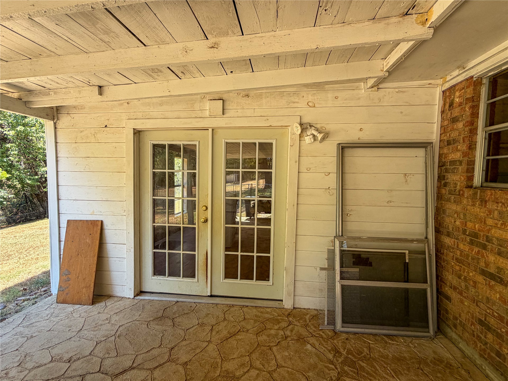 1372 N 4220 Road Hugo OK 74743