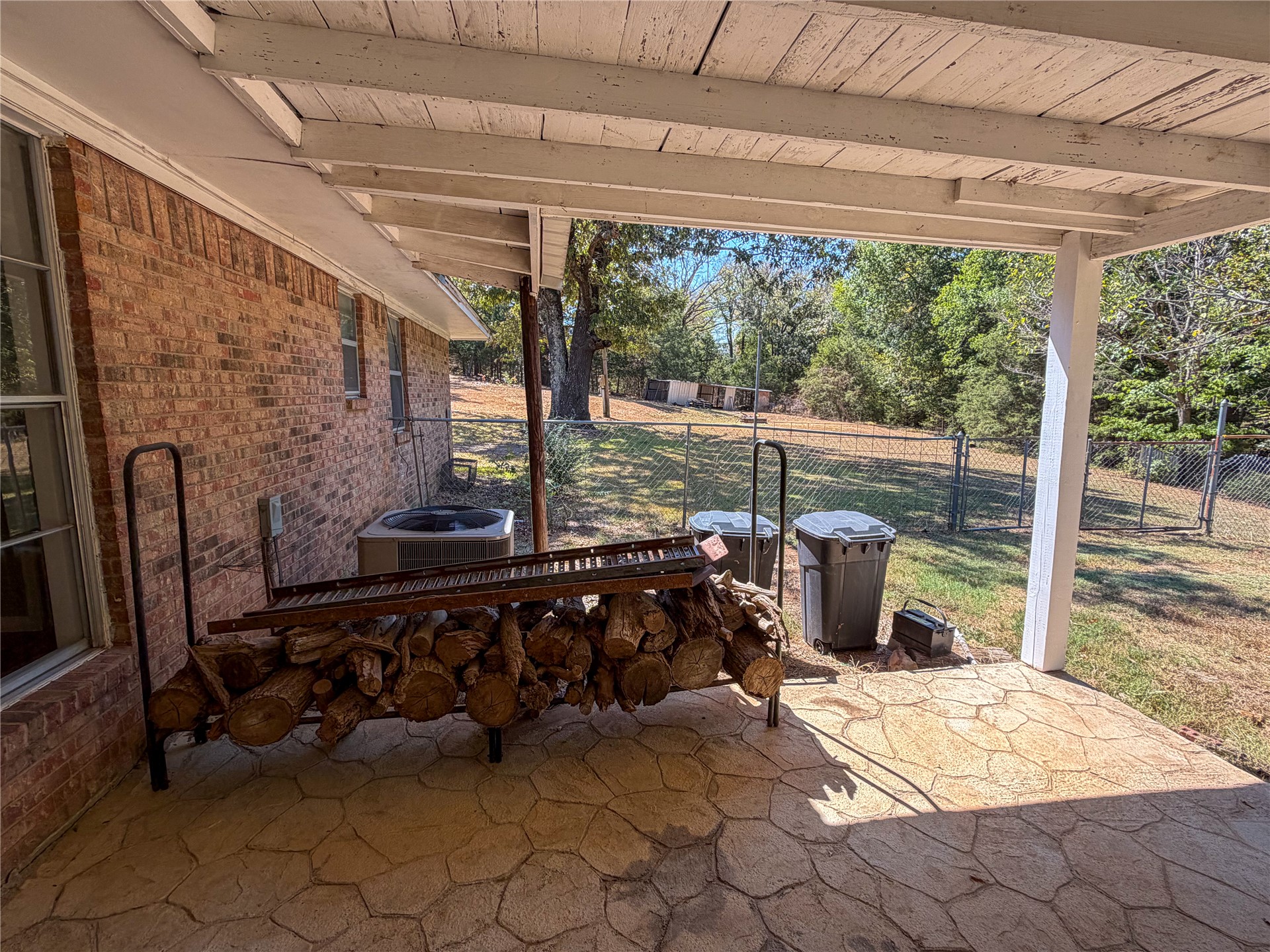 1372 N 4220 Road Hugo OK 74743