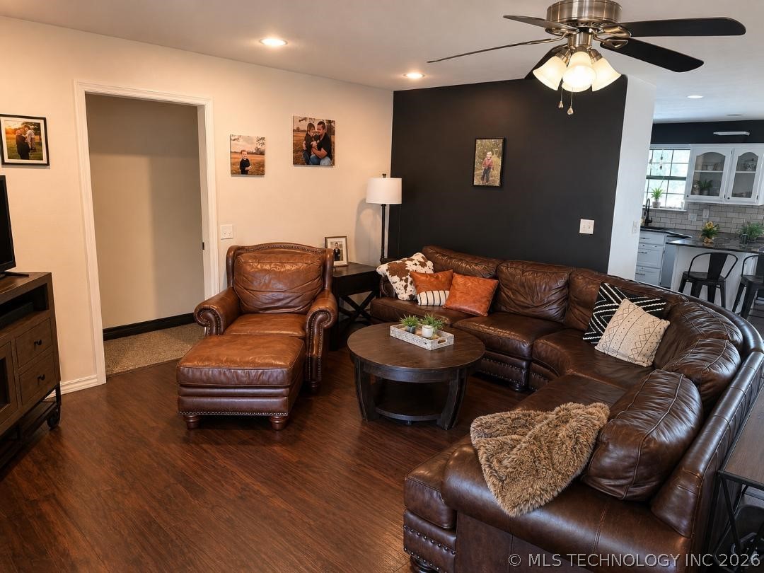 49050 Highway 112 Poteau OK 74953