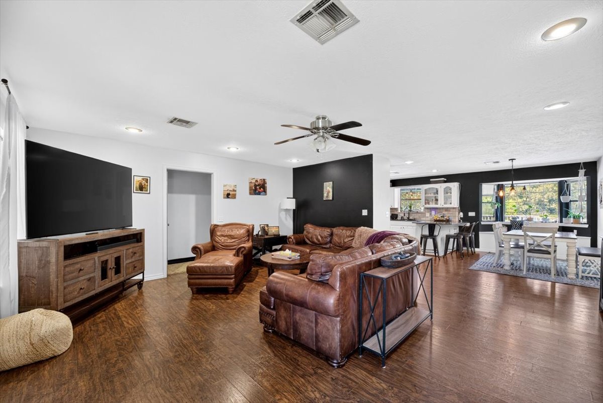 49050 Highway 112 Poteau OK 74953