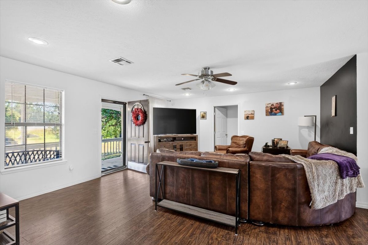 49050 Highway 112 Poteau OK 74953
