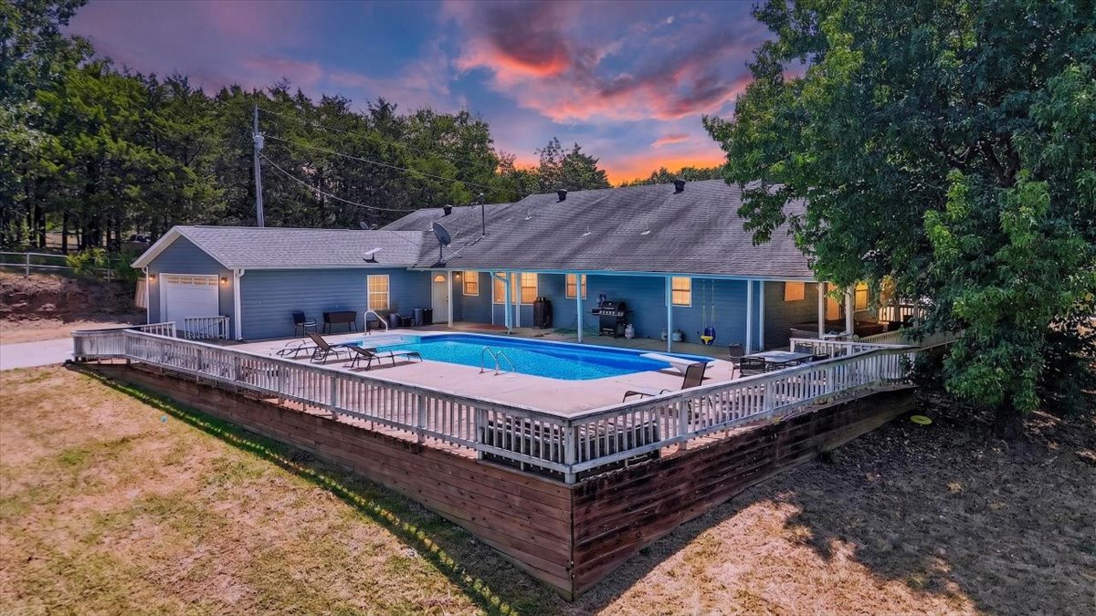 49050 Highway 112 Poteau OK 74953