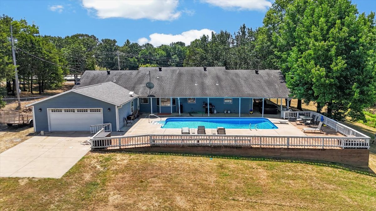 49050 Highway 112 Poteau OK 74953