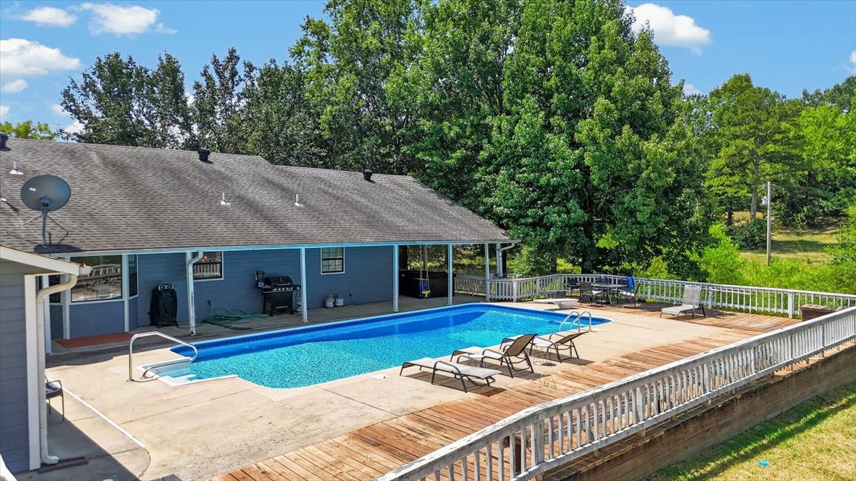 49050 Highway 112 Poteau OK 74953