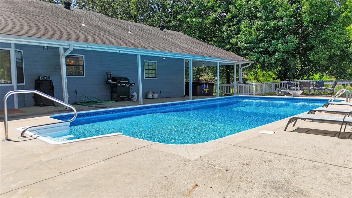 49050 Highway 112 Poteau OK 74953