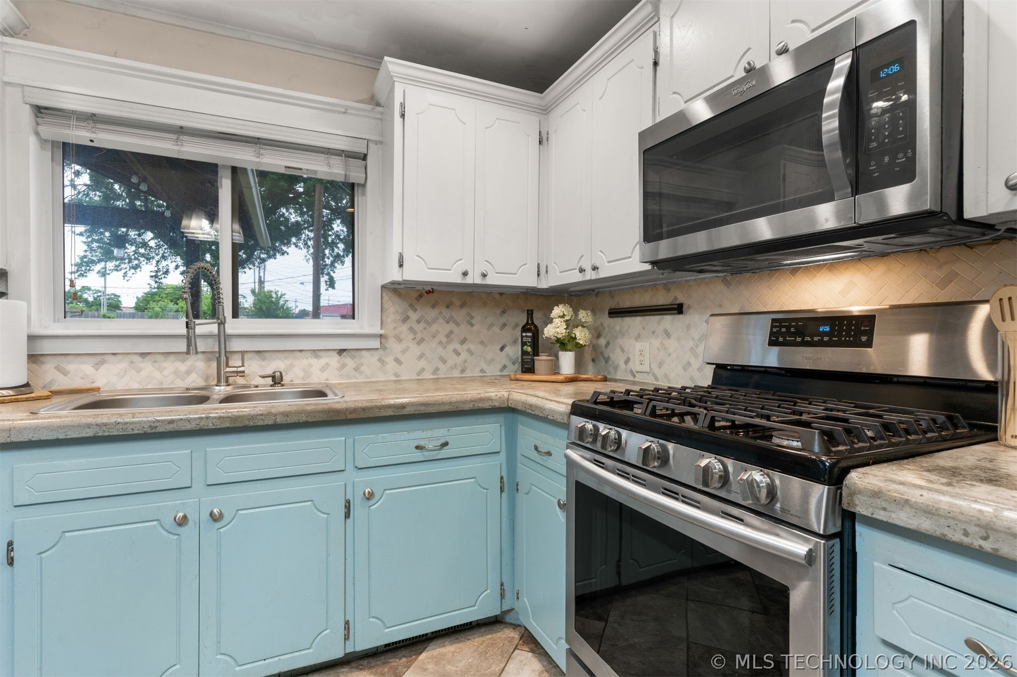 712 W Oakland Street Broken Arrow OK 74012