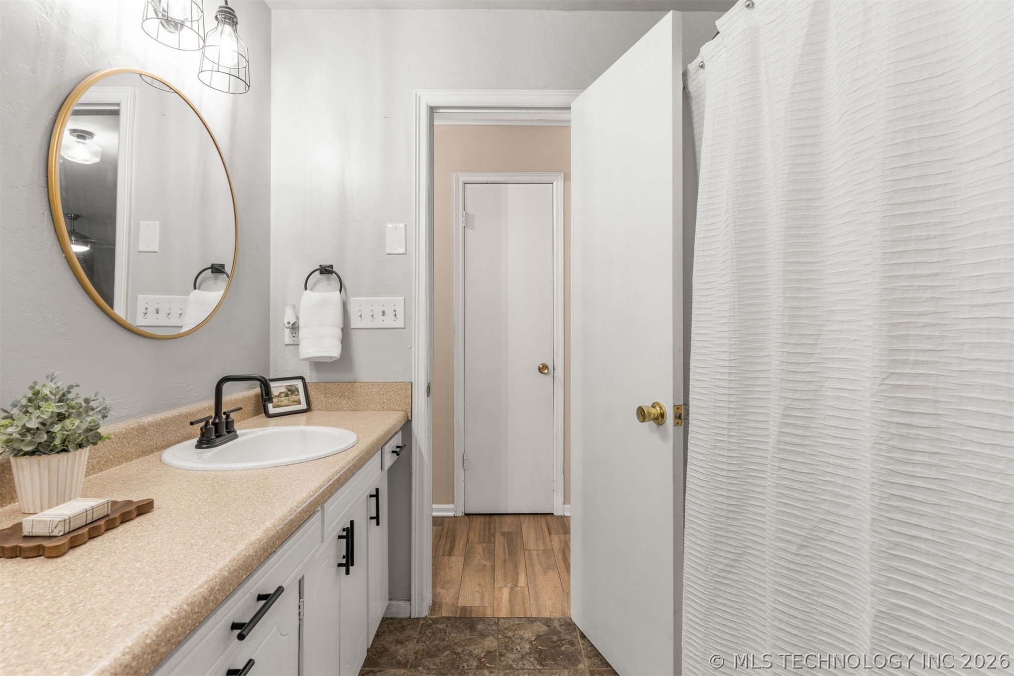712 W Oakland Street Broken Arrow OK 74012