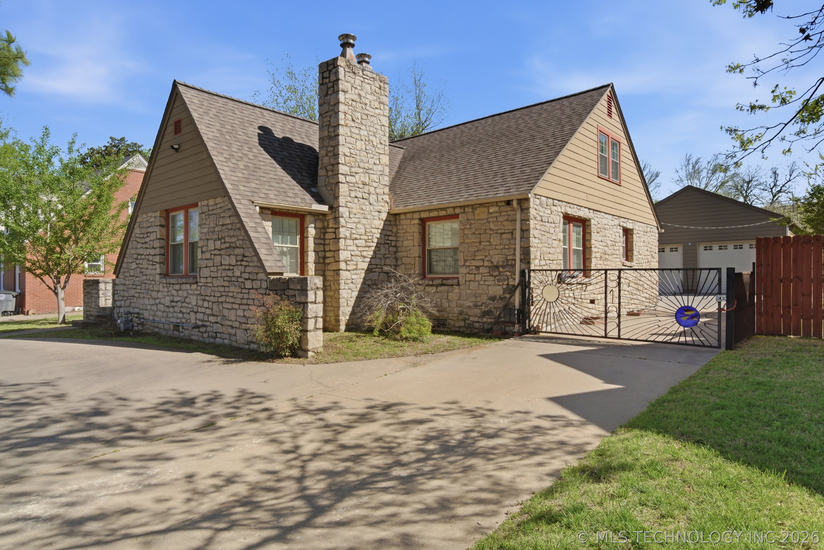 3182 E 1st Street Tulsa OK 74104