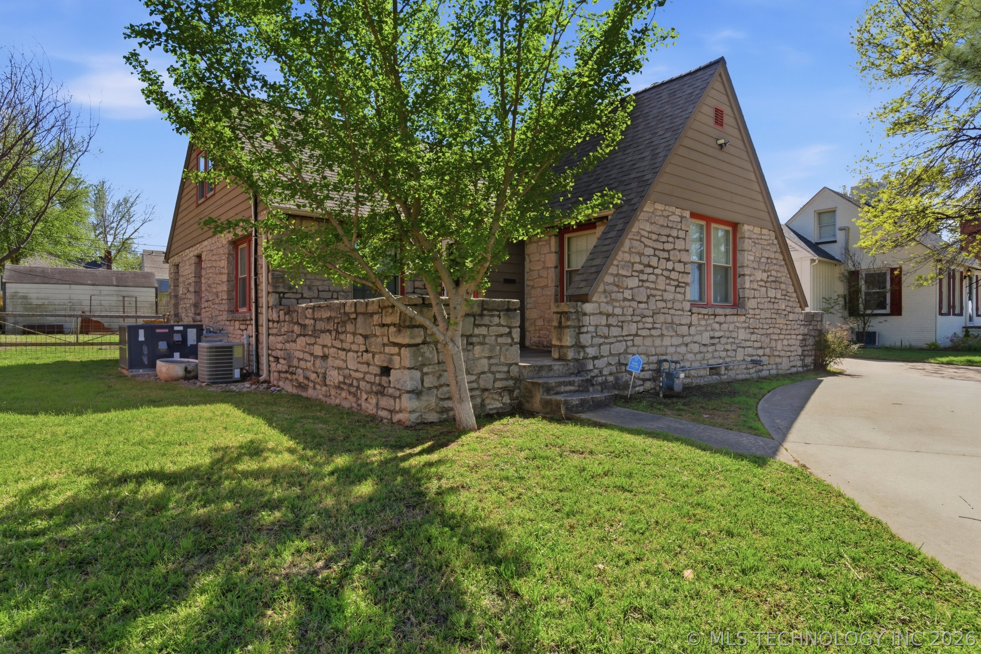 3182 E 1st Street Tulsa OK 74104