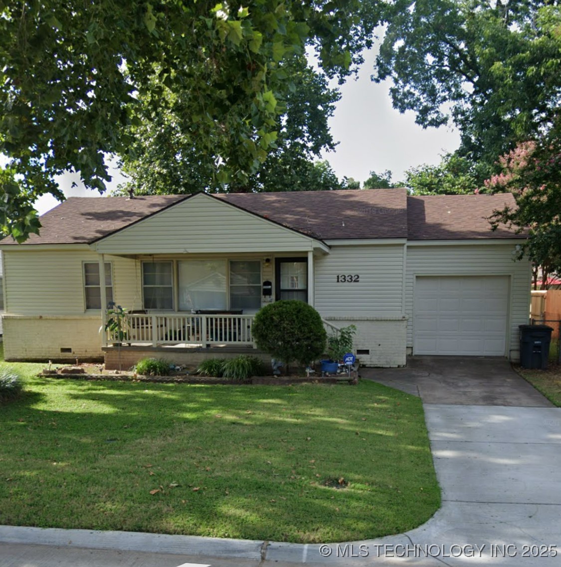 1332 E 45th Place Tulsa OK 74105