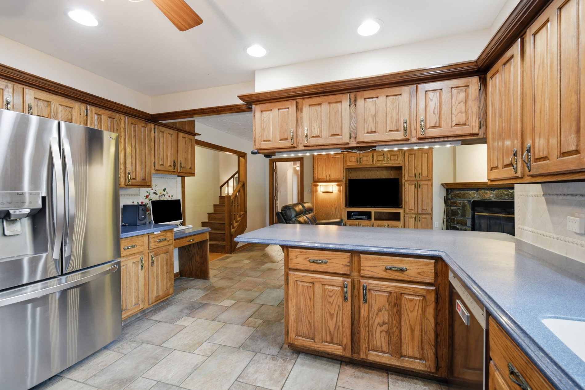 8717 S College Place Tulsa OK 74137