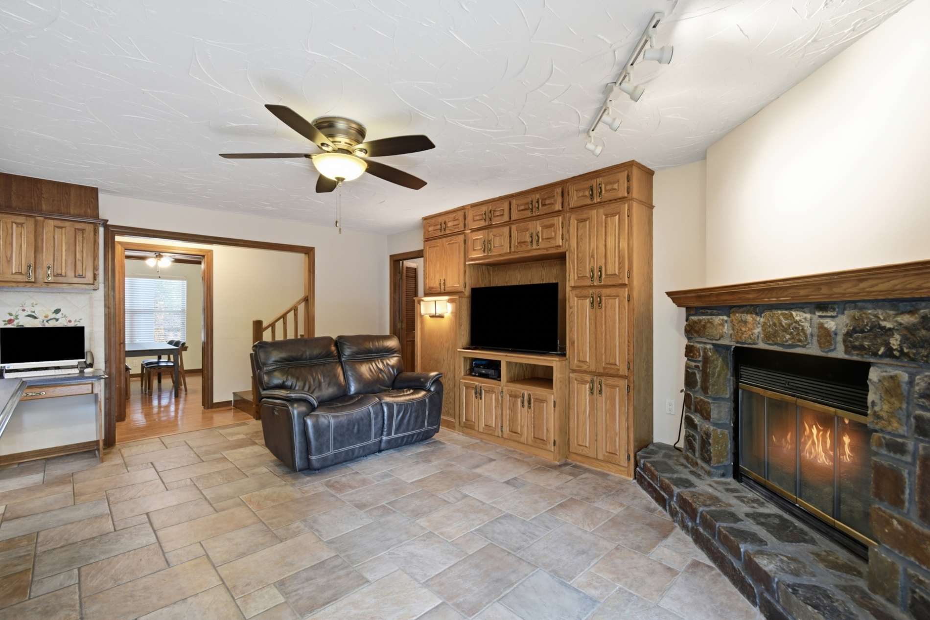 8717 S College Place Tulsa OK 74137