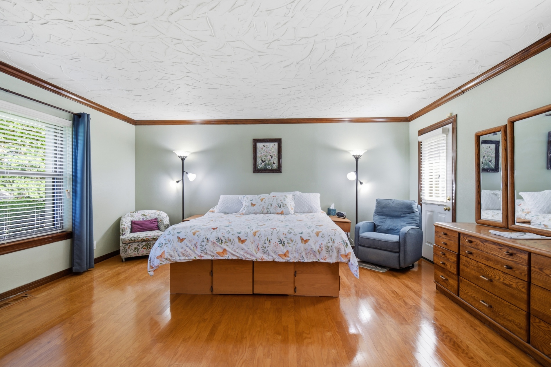 8717 S College Place Tulsa OK 74137