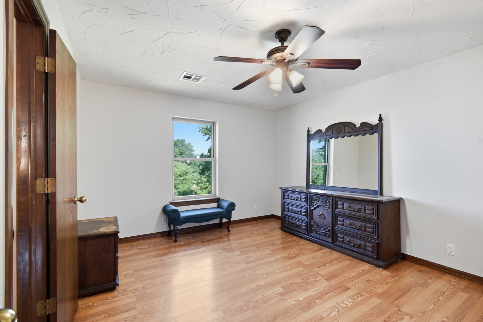 8717 S College Place Tulsa OK 74137
