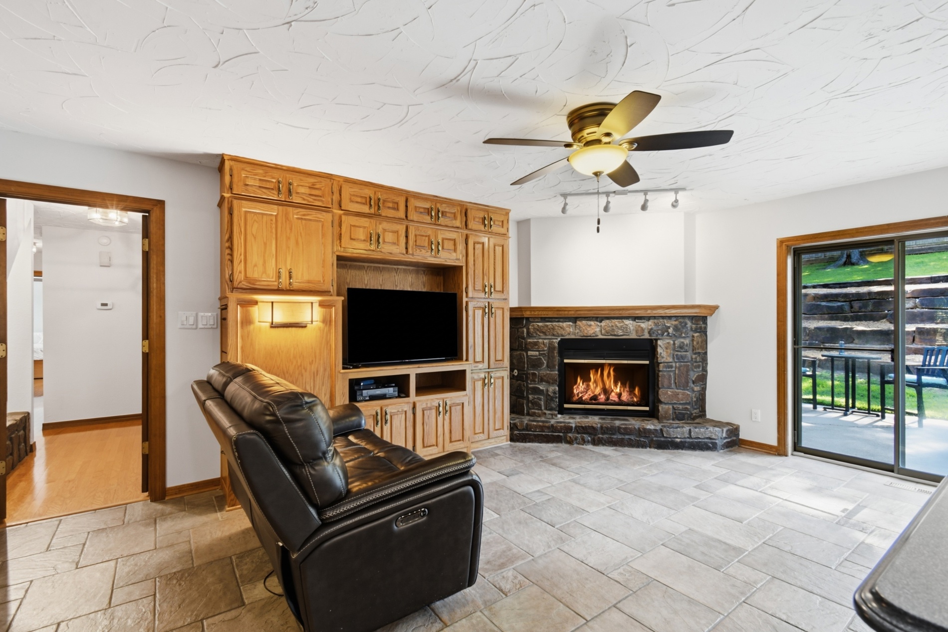 8717 S College Place Tulsa OK 74137