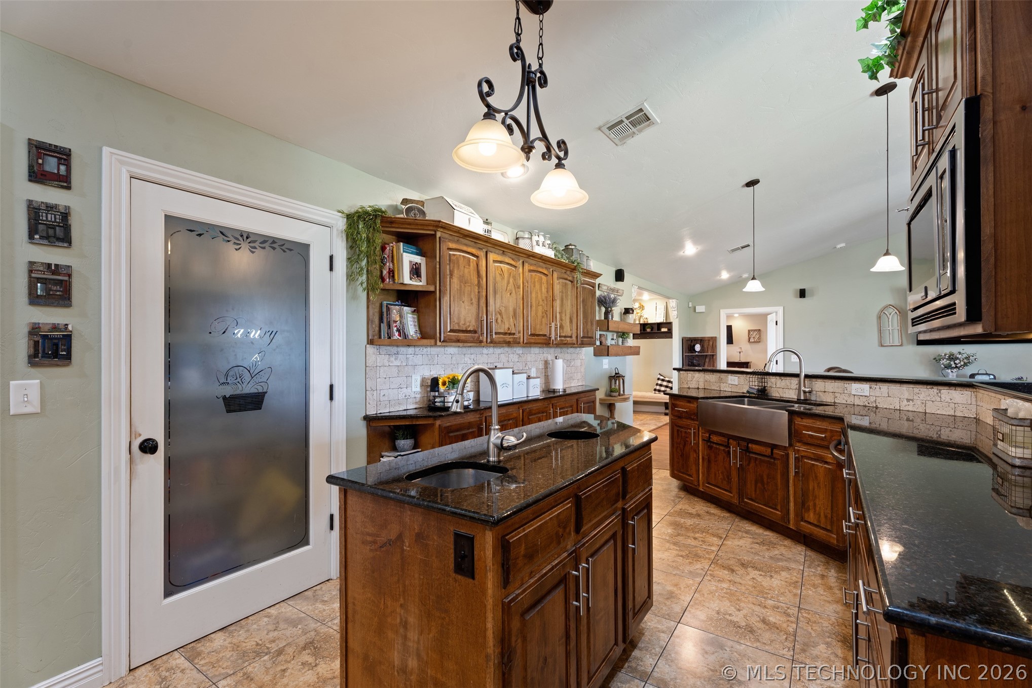 57455 E 230 Road Afton OK 74331