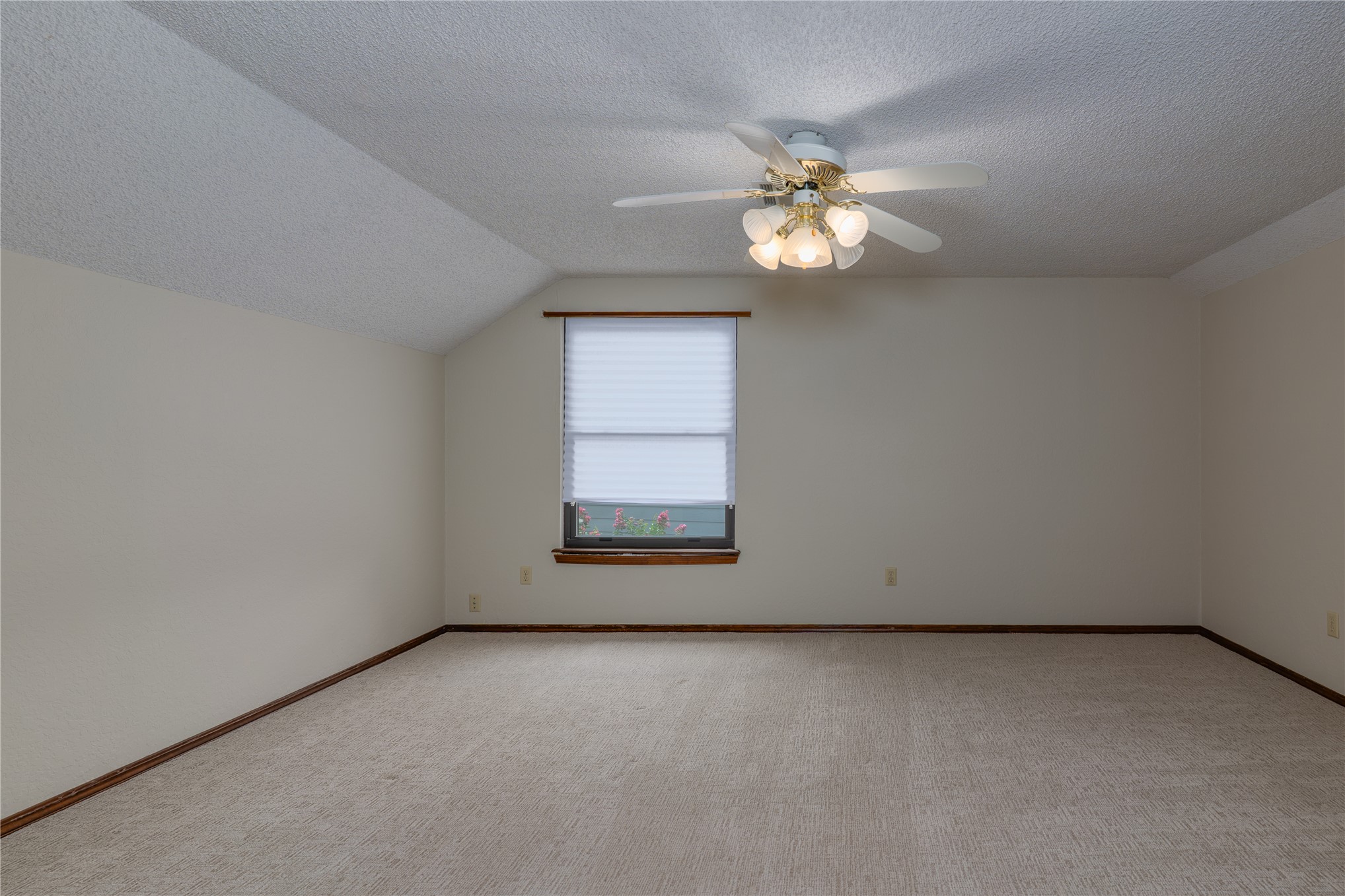 1944 N Nogales Avenue Tulsa OK 74127