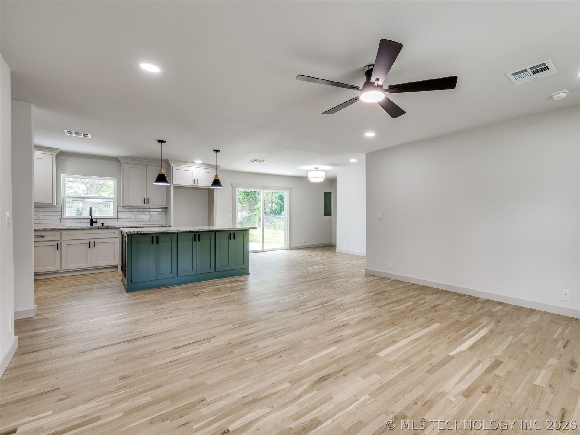 1362 N 76th Eastavenue Tulsa OK 74115