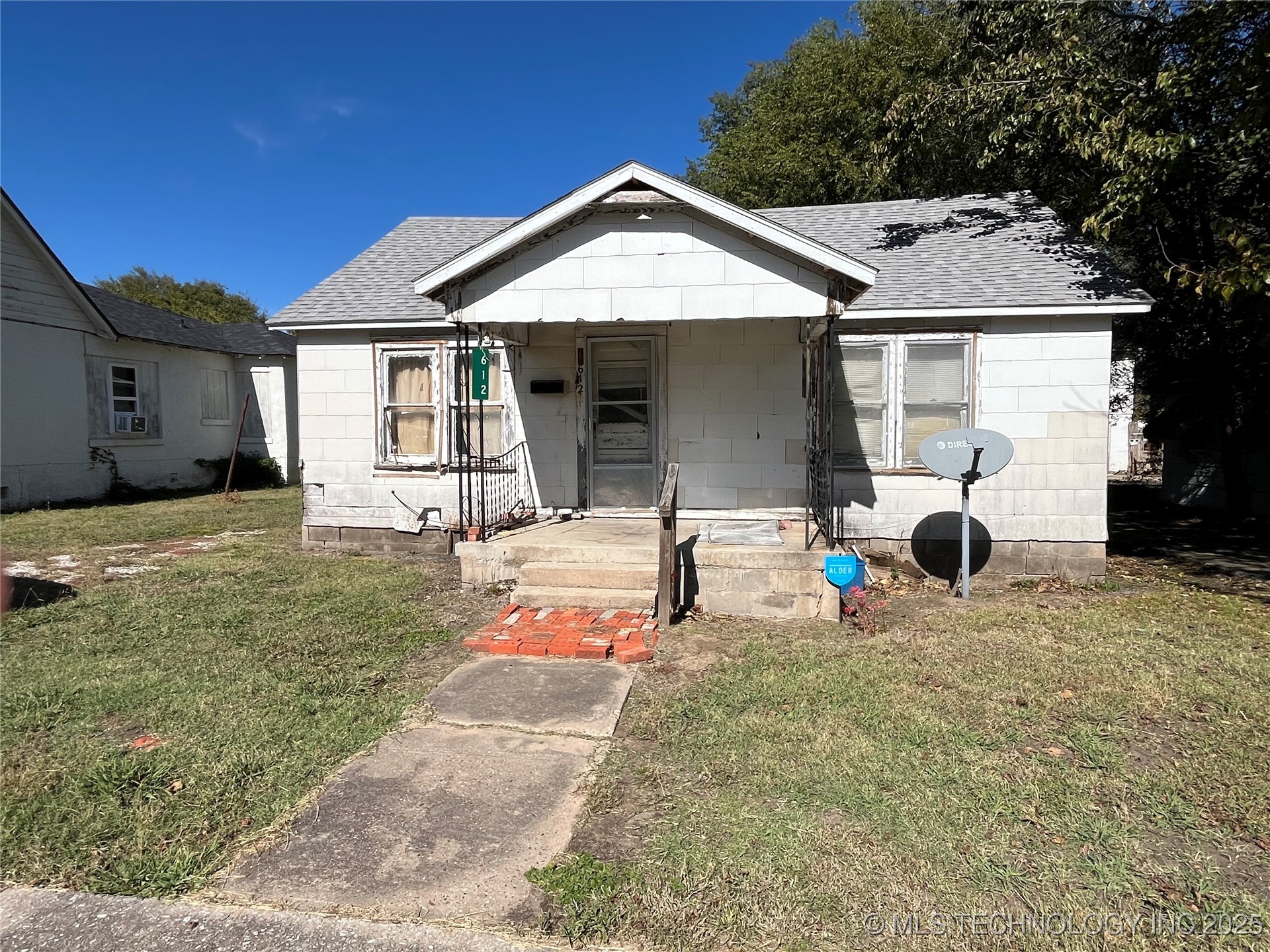 612 W 5th Ada OK 74820