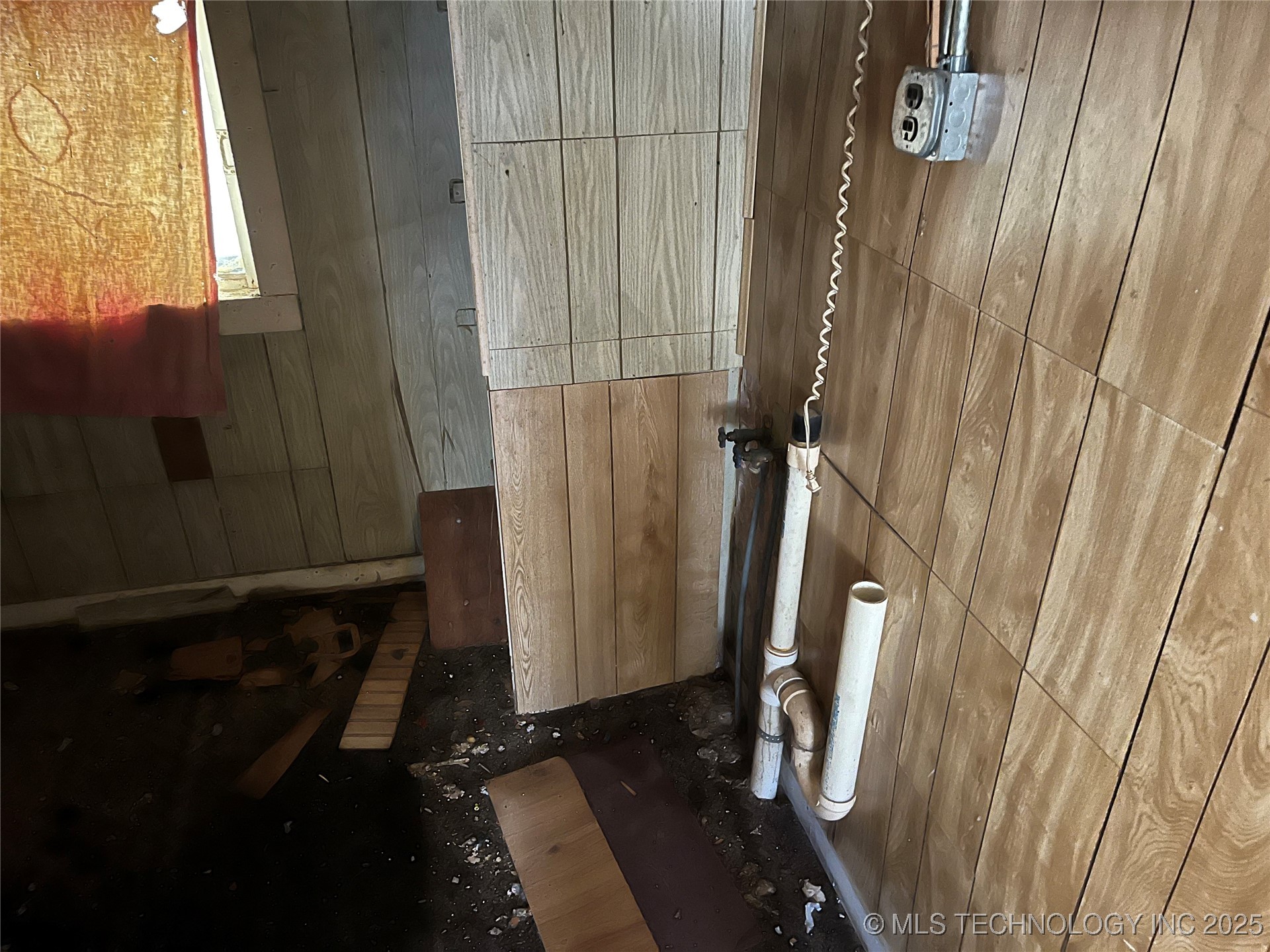 612 W 5th Ada OK 74820