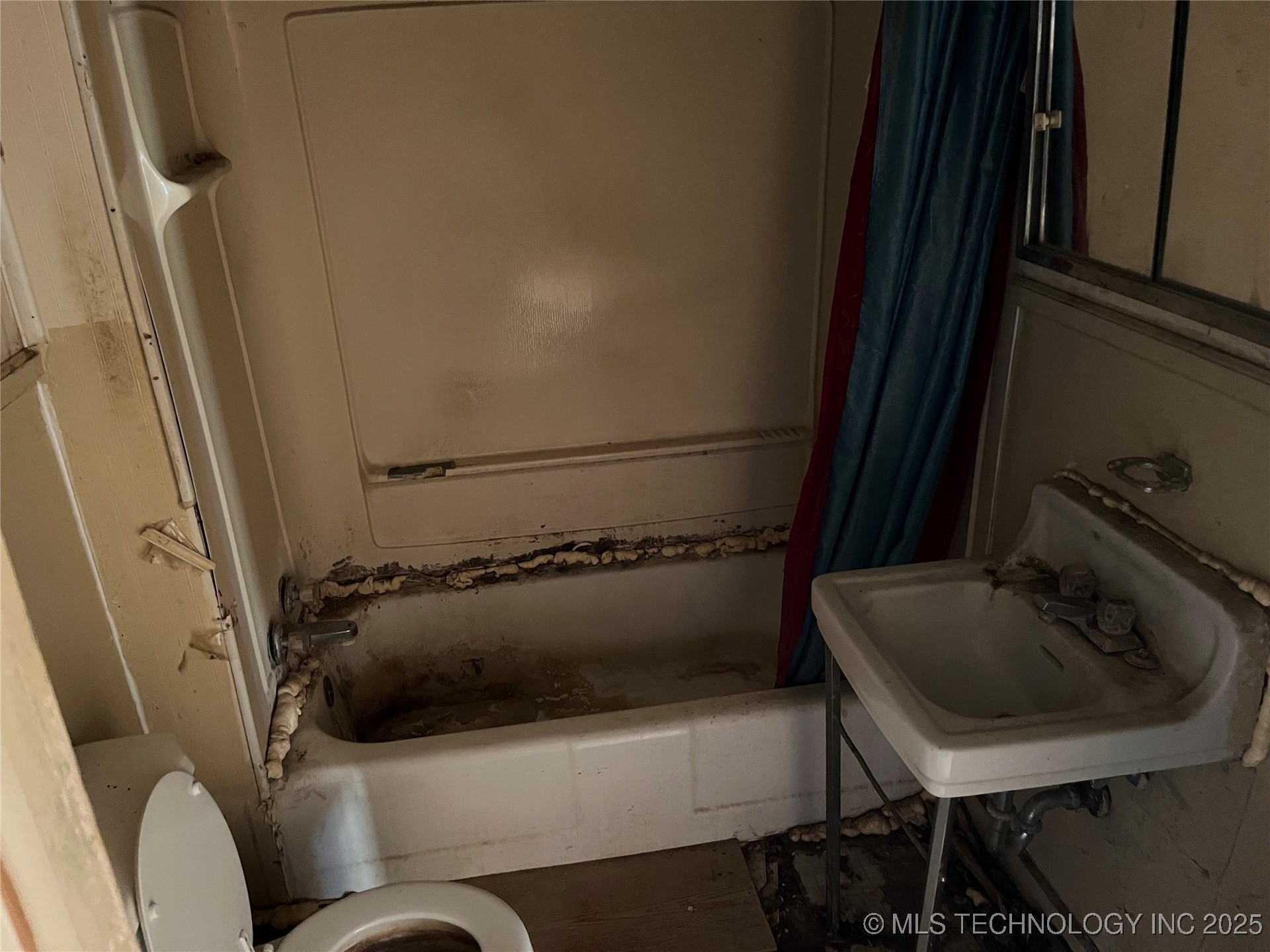 612 W 5th Ada OK 74820