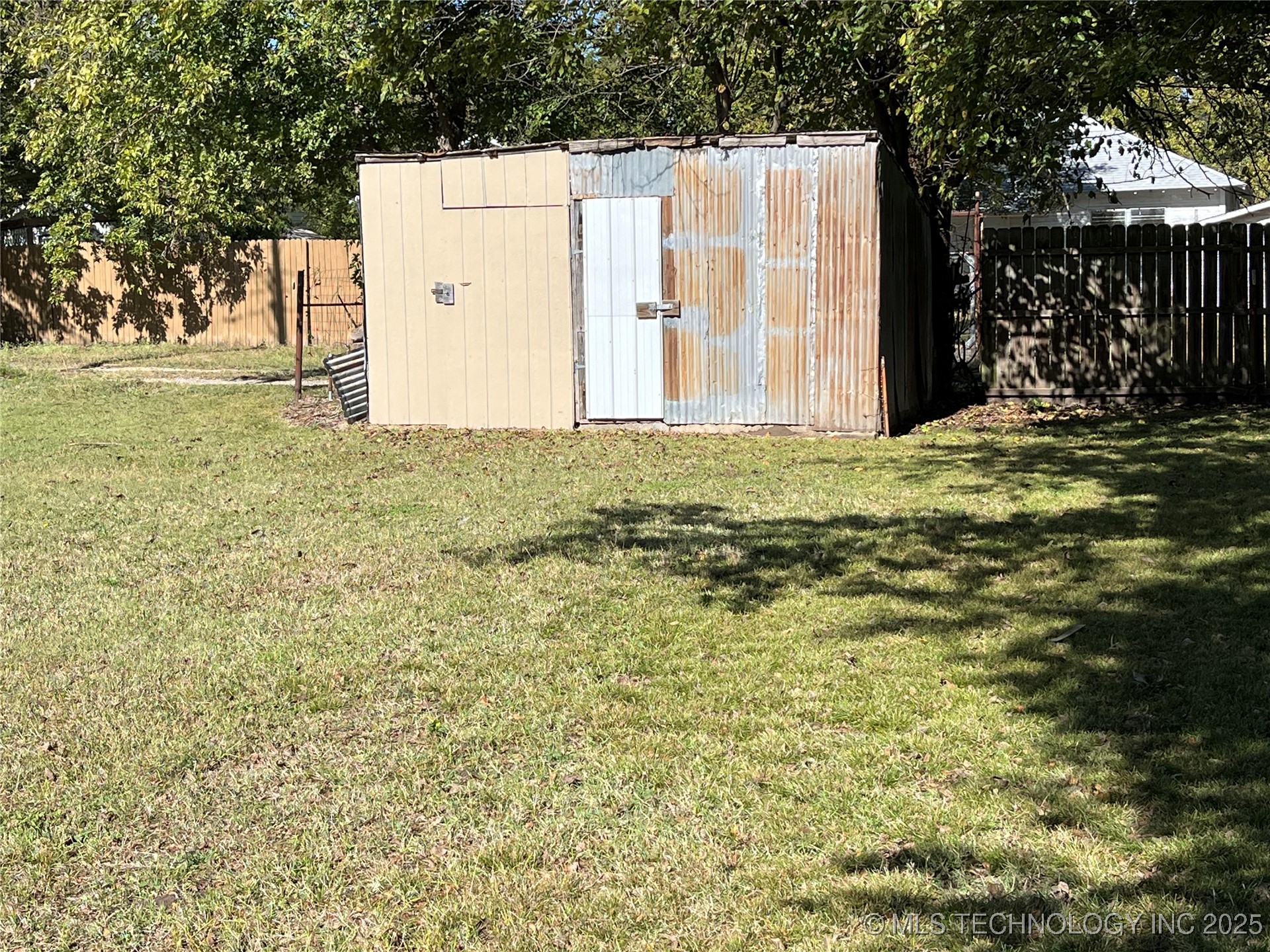 612 W 5th Ada OK 74820